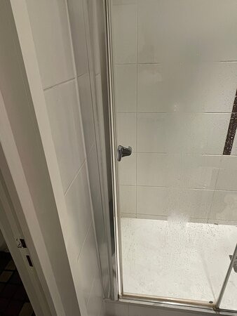 基里亚德迪容中央酒店主图