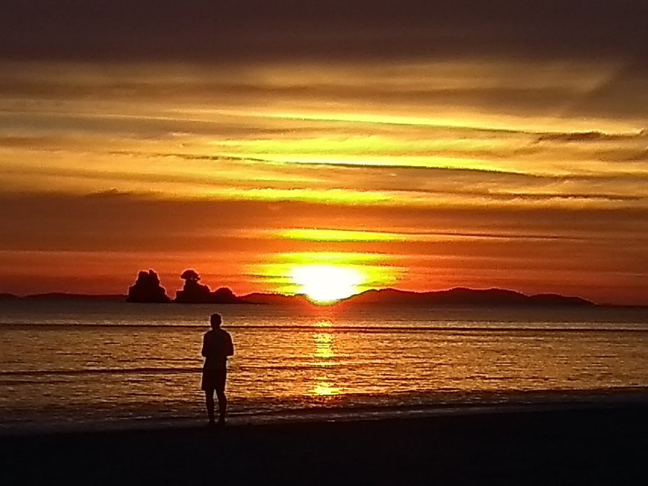 Ko Man Nok餐馆和美食-Drift Bar