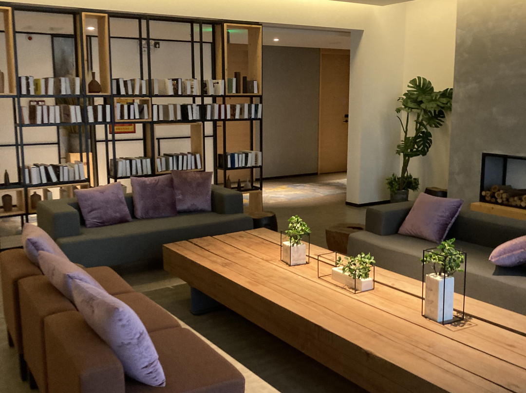 晨曦凤悦轻尚酒店主图