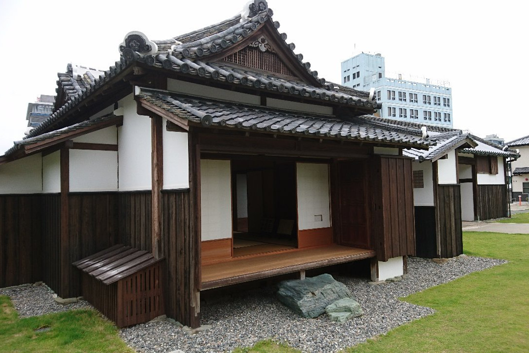 Kyu Omurake Jutaku Nagayamon-和歌山市必去景点