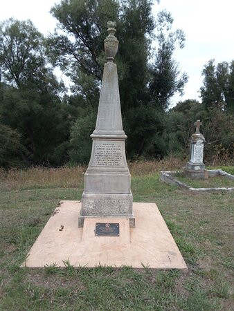 Braidwood Historical Cemetery景点图片