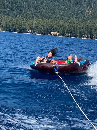 Tahoe Jet Boats景点图片
