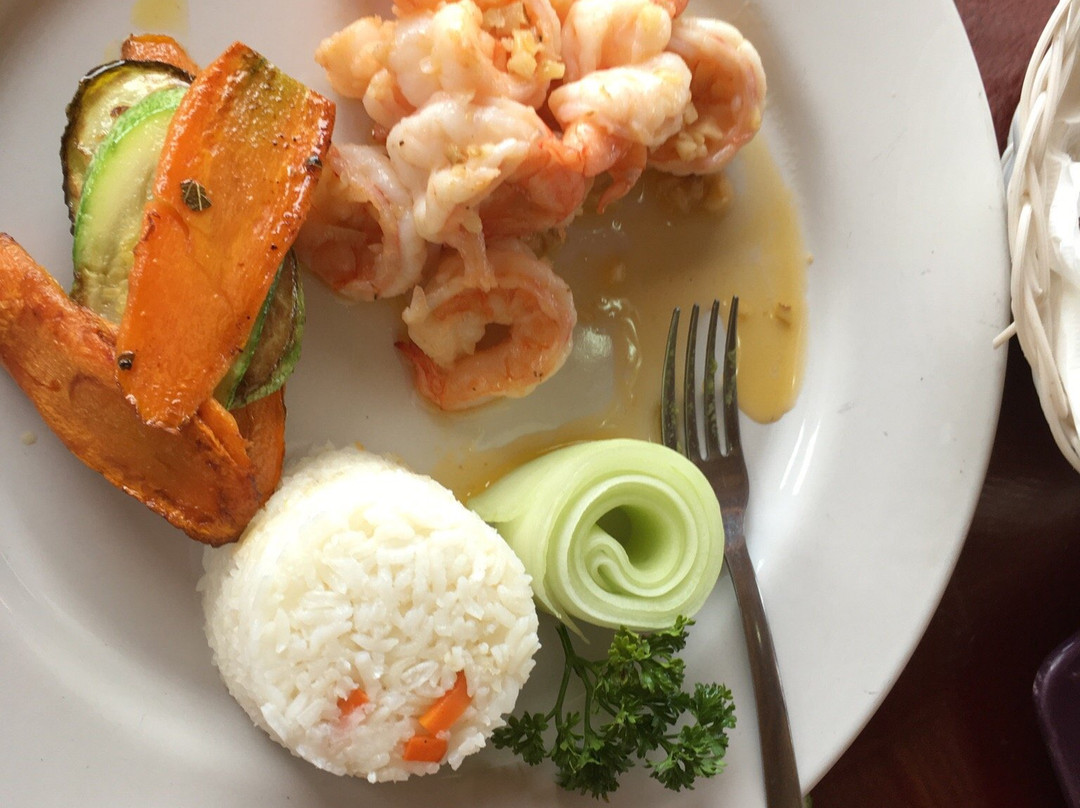 San Rafael餐馆和美食-Cerritos Beach Club & Surf