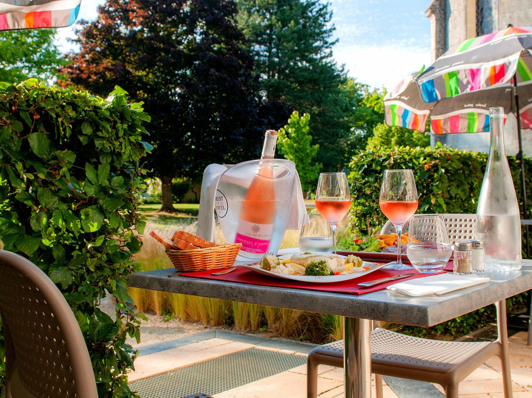 Longue-Jumelles餐馆和美食-Domaine de la Blairie