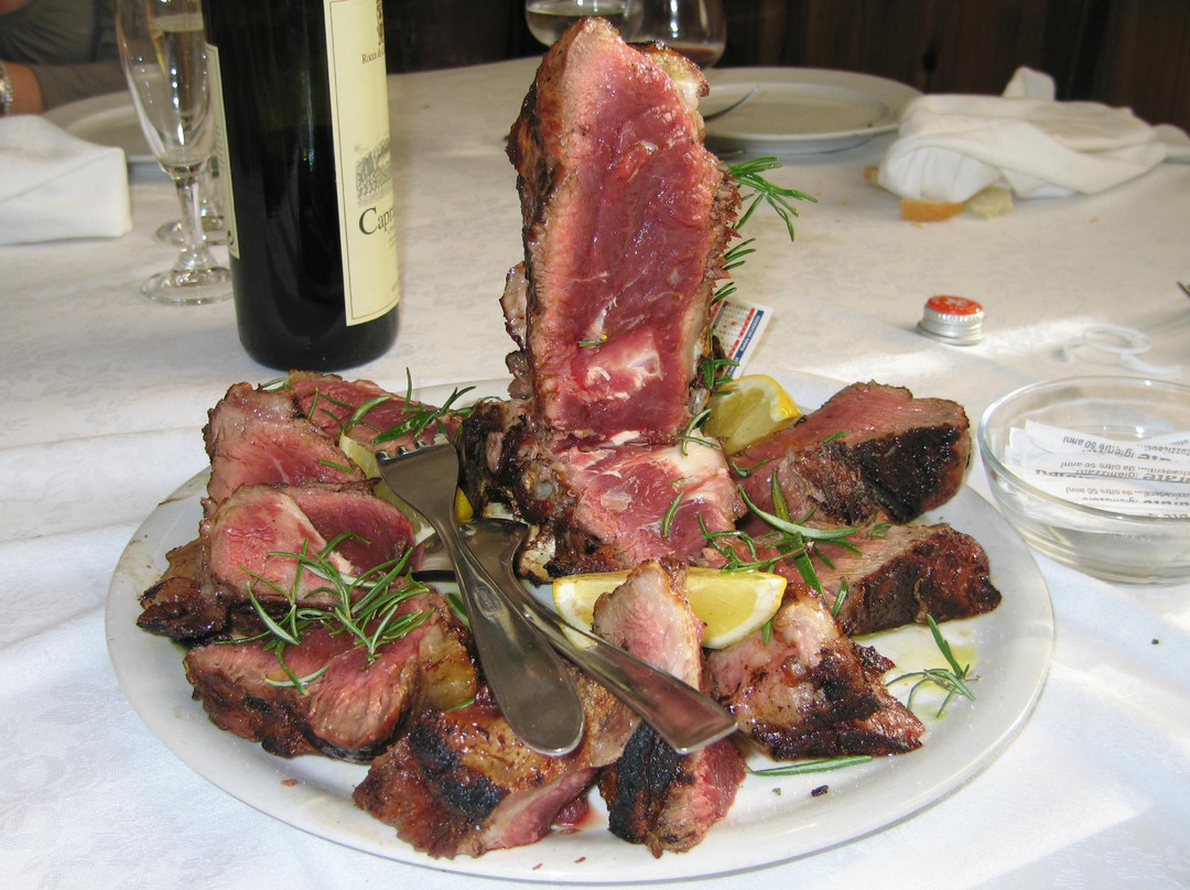 Caprese Michelangelo餐馆和美食-Il Rifugio
