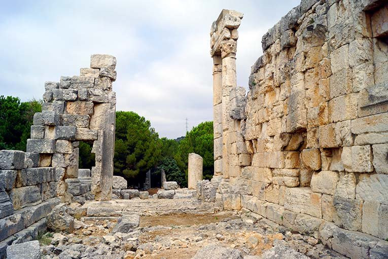 Qasr Naous-Amioun必去景点