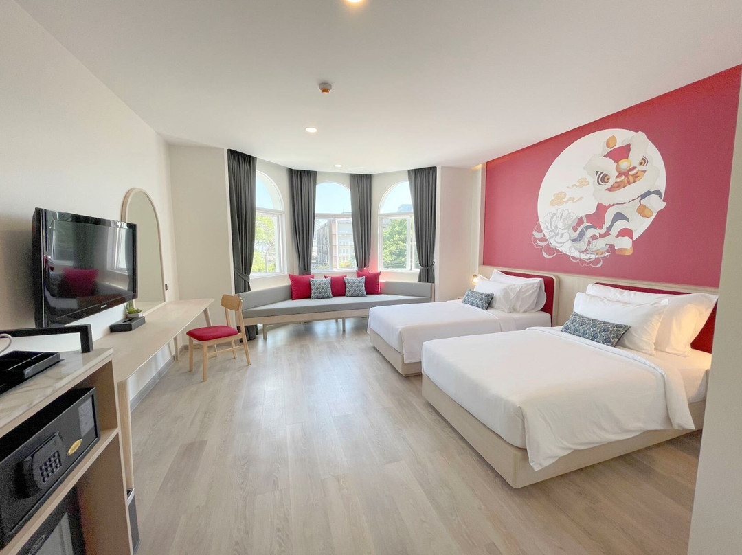 中城拉萨达酒店主图