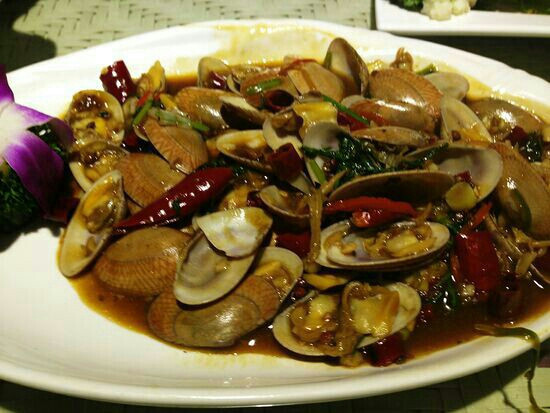 三品香海鲜大排档