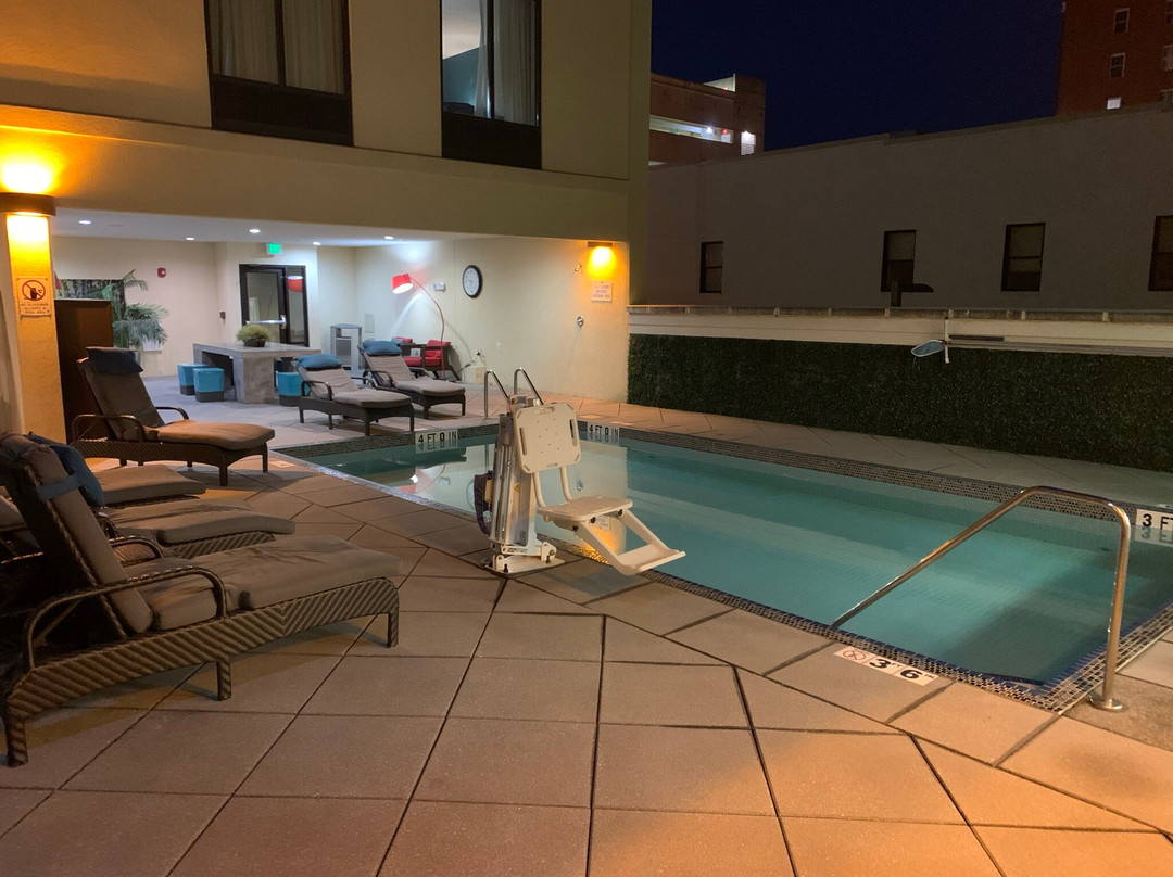 威尔明顿市中心/历史区万怡酒店主图