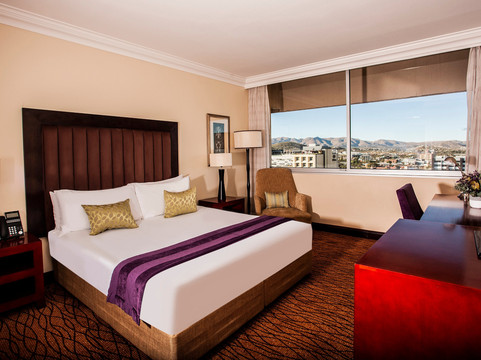 温德和克阿瓦尼酒店及主图