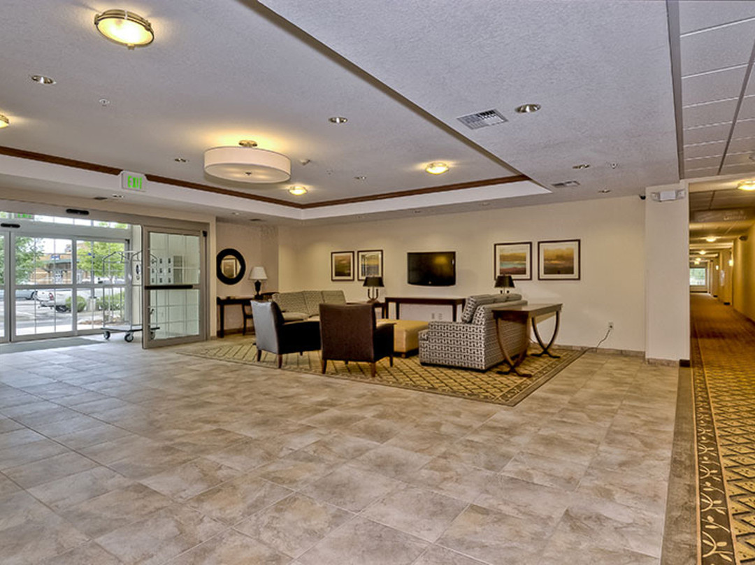 Candlewood Suites Burlington By IHG主图