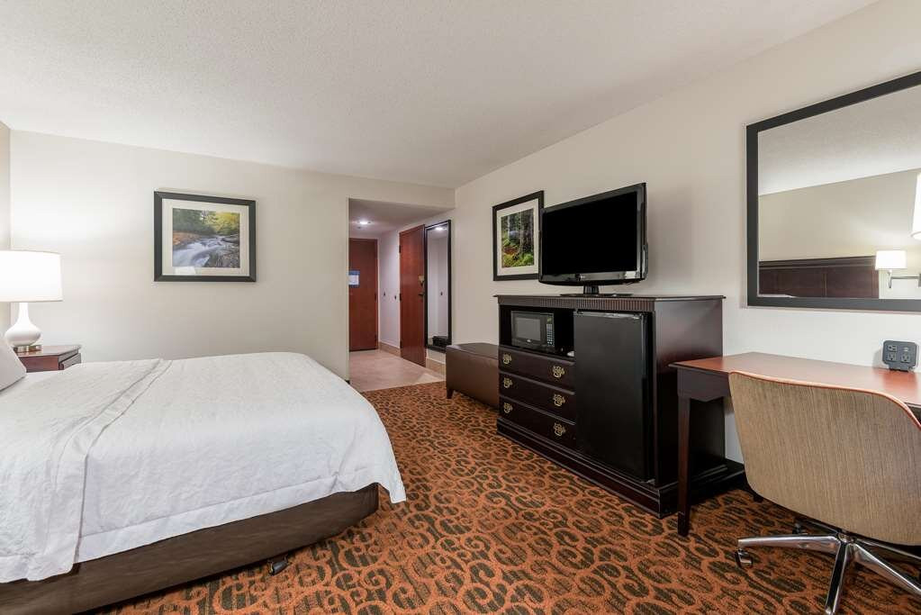 Hampton Inn Parkersburg-Mineral Wells主图