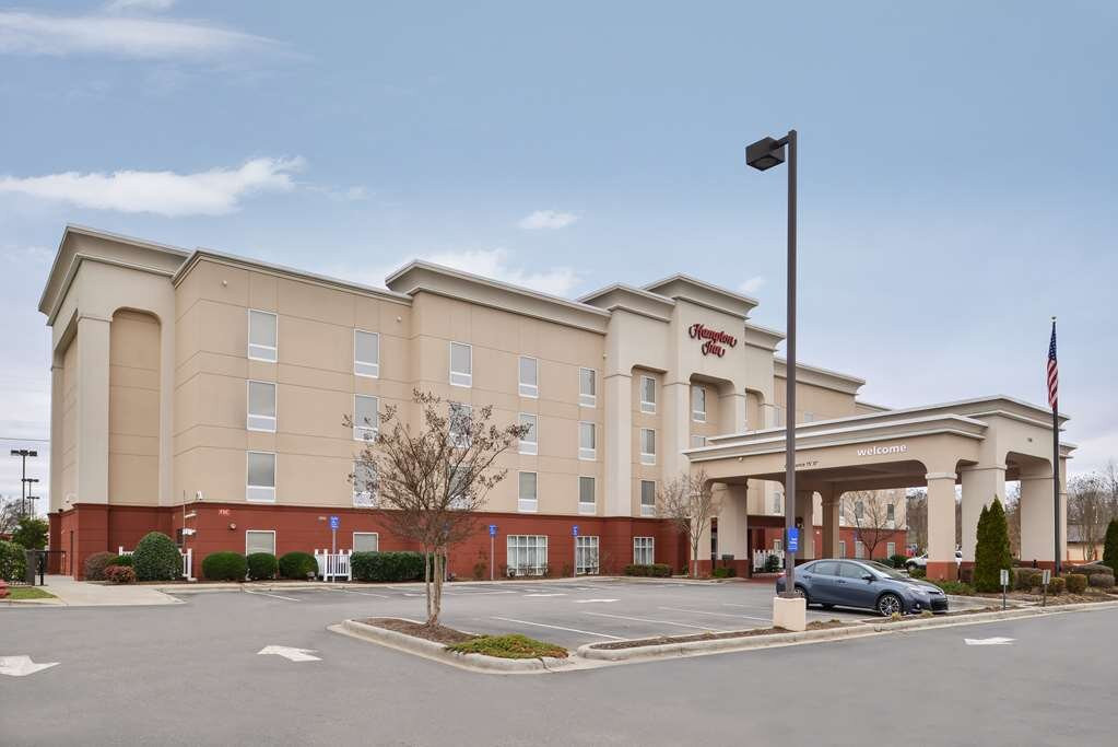 Hampton Inn Statesville主图