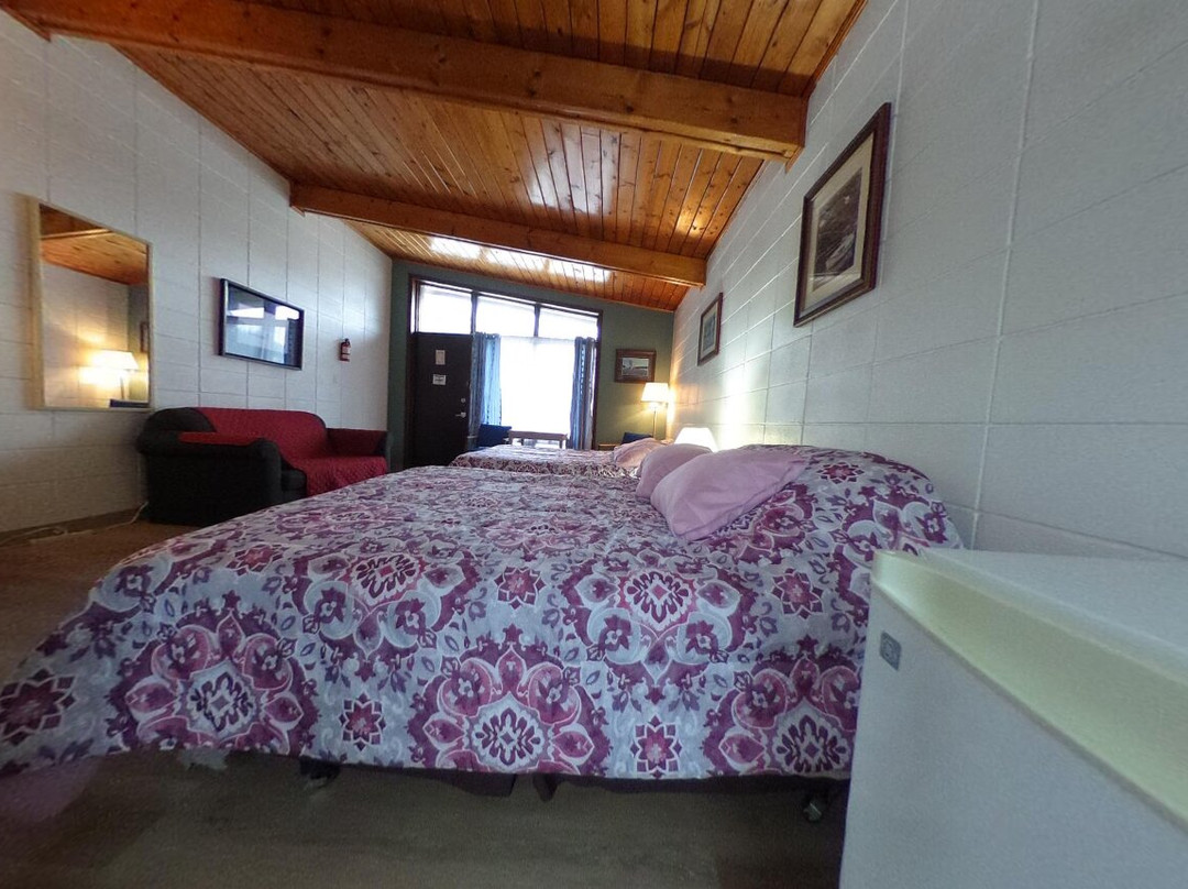 Huron Sands Motel and Restaurant主图