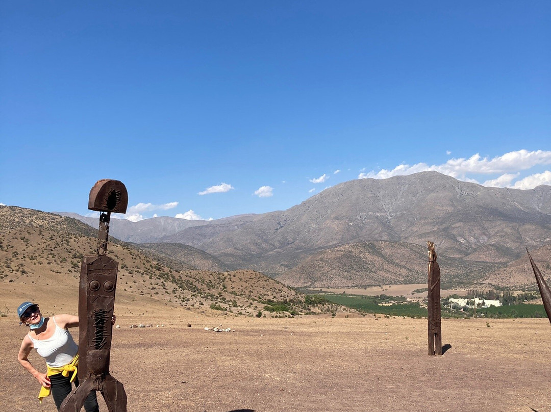 Parque Escultorico Cementerio de Carretas-Putaendo必去景点