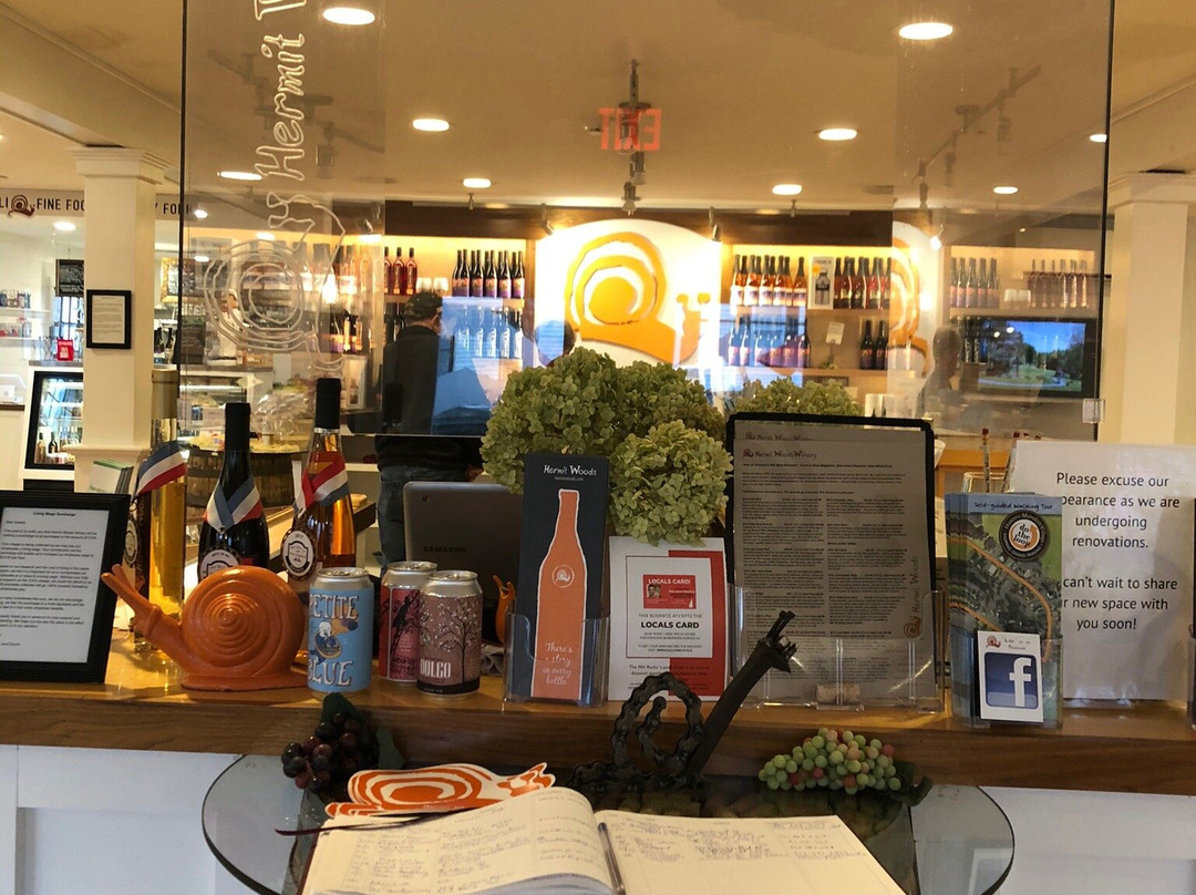 Hermit Woods Winery & Eatery-梅勒迪斯必去景点