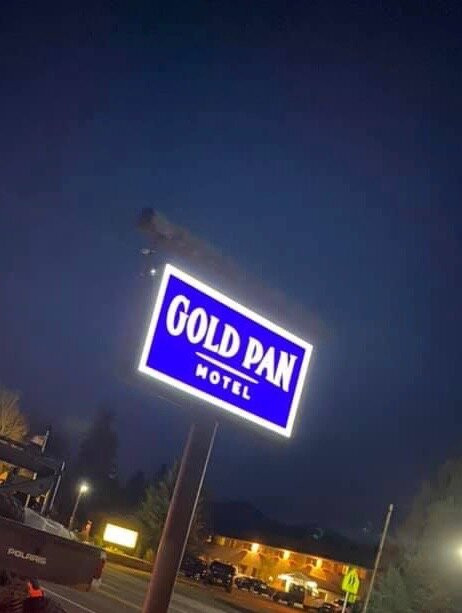 Gold Pan Motel主图