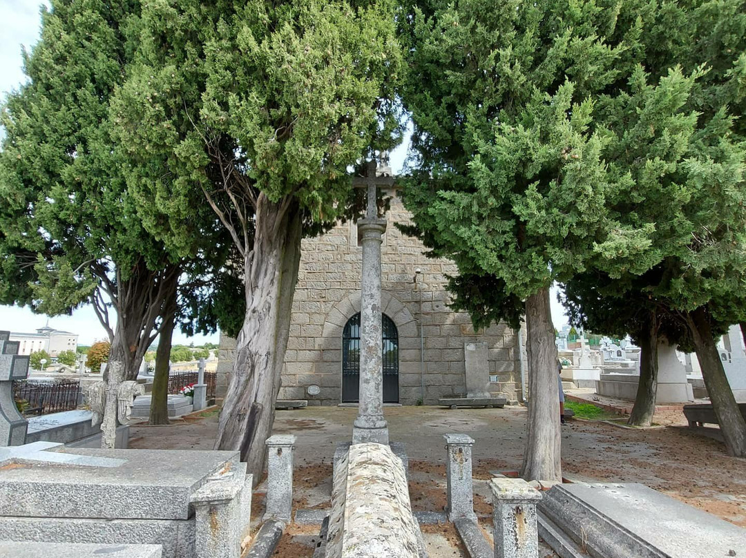 Cementerio Valdemorillo-Valdemorillo必去景点