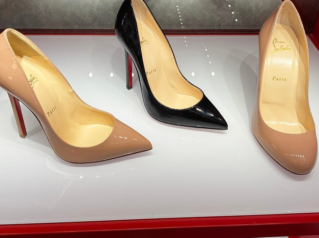 Christian Louboutin Outlet-卡巴宗必去景点