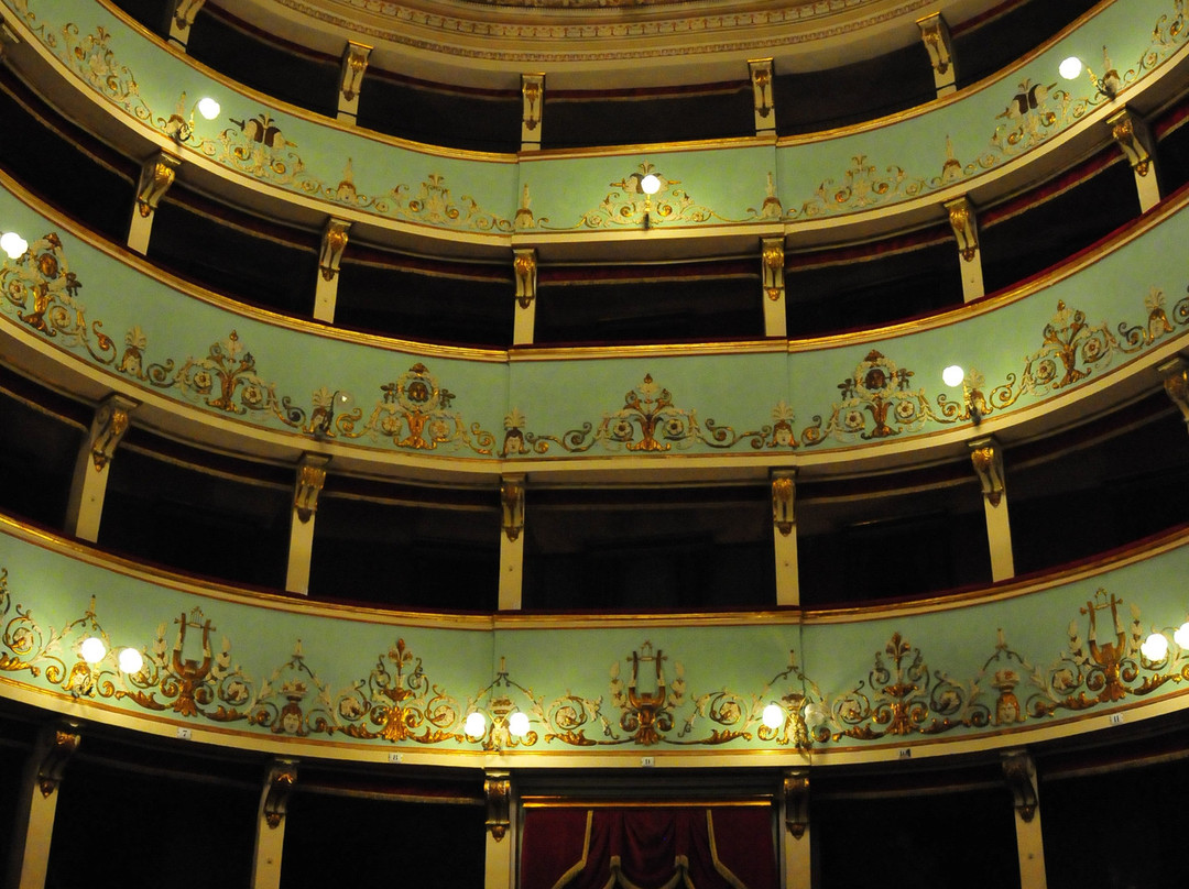 Teatro Serpente Aureo景点图片