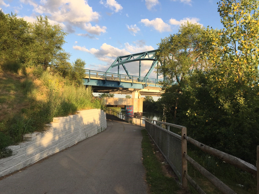 Cal Sag BikeTrail-Lemont必去景点