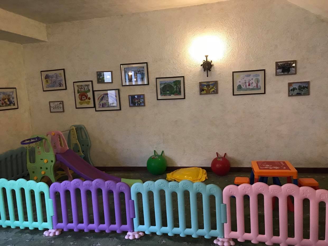 Caucasus Hotel-家庭/游戏区