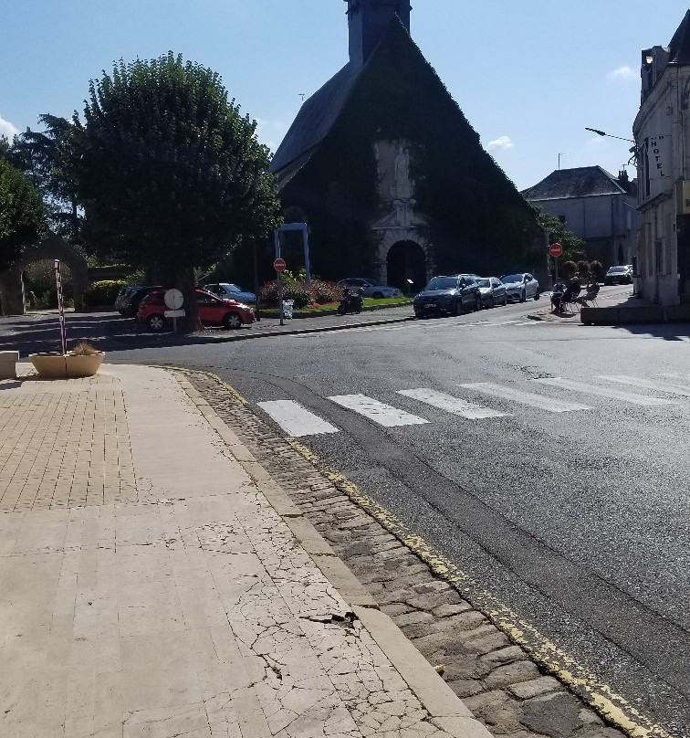 Collegiale Saint Ythier-Sully-sur-Loire必去景点
