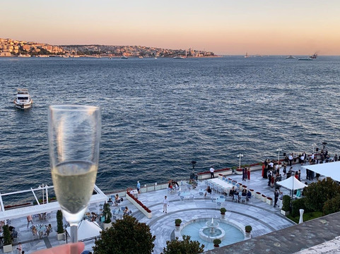 伊斯坦布尔博斯普鲁斯海峡四季酒店主图