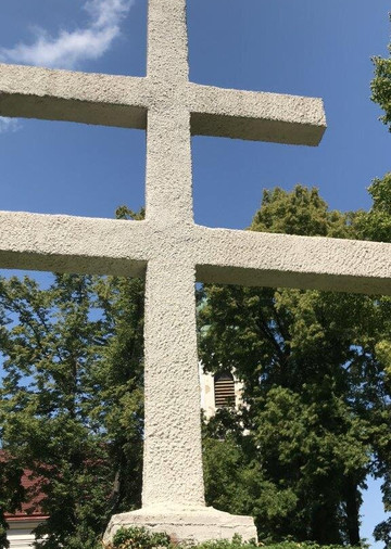 Dvojkríž - Cyrilo-metodský kríž-Risnovce必去景点