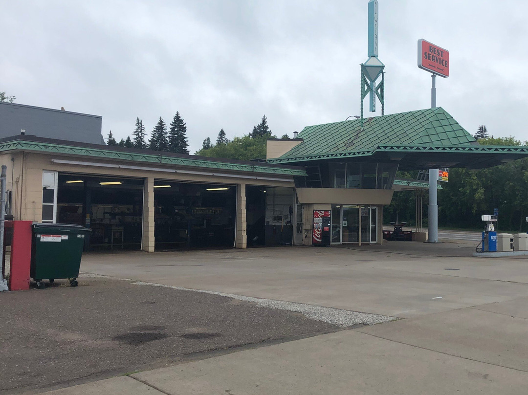 The R.W. Lindholm Service Station by Frank Lloyd Wright景点图片