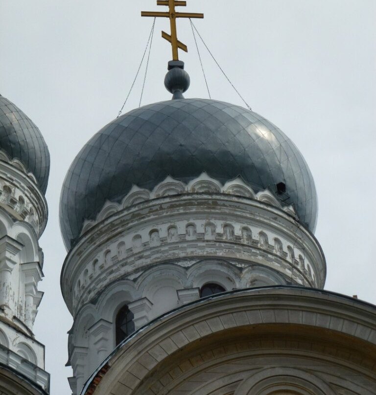 Uspeniya Presvyatoi Bogoroditsy Church-Sergeyevo必去景点