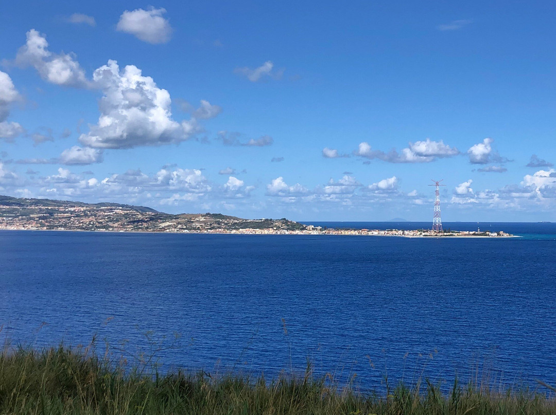 Torre Cavallo-Villa San Giovanni必去景点