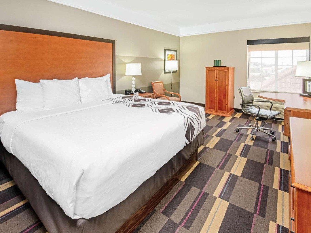La Quinta Inn & Suites by Wyndham Oklahoma City - Moore主图