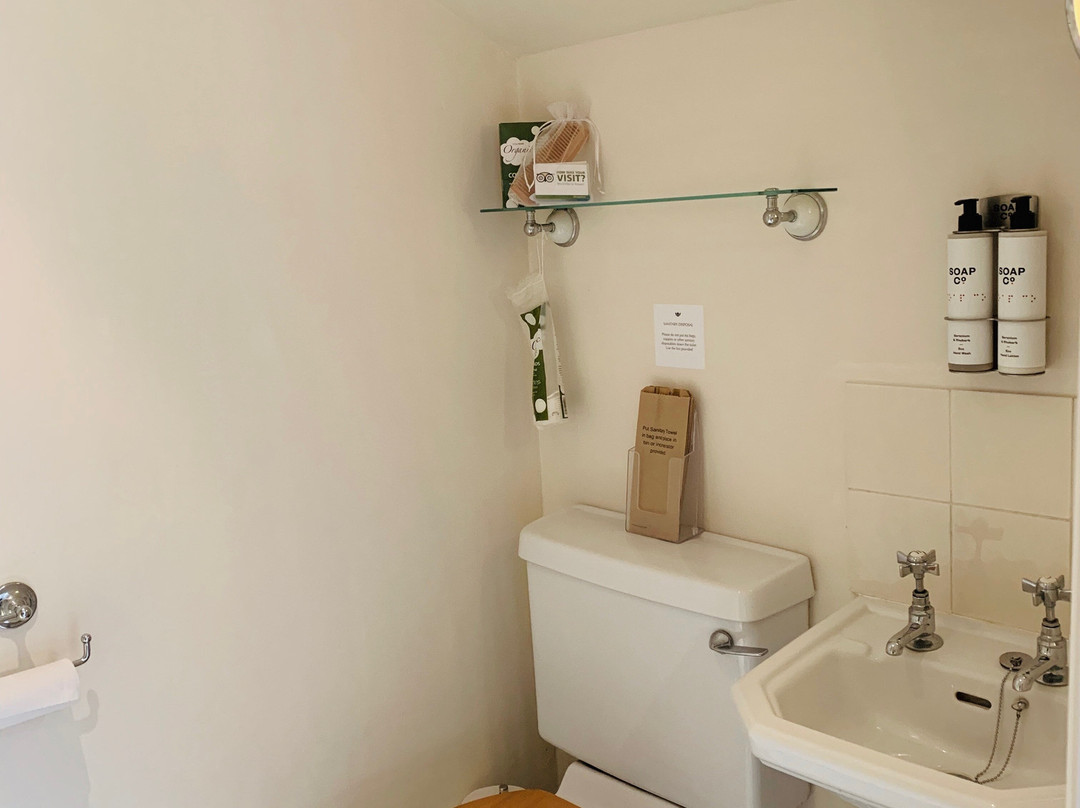 The Old Kennels主图