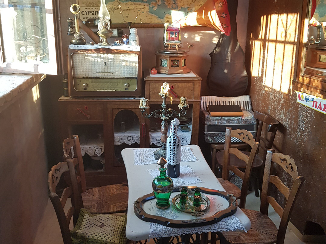 Linos Museum-Solomos必去景点