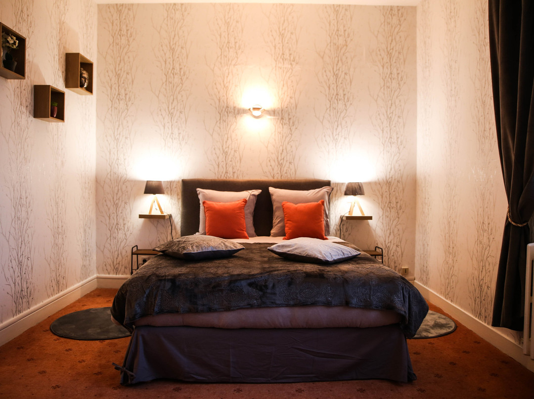 Aux Portes du Château主图