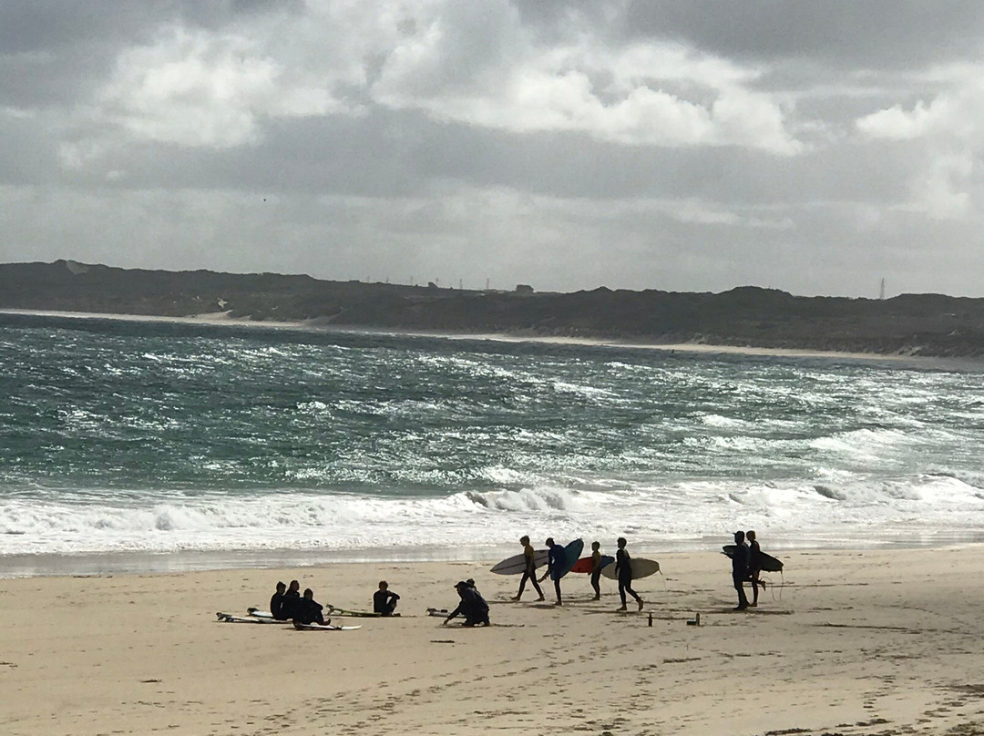 Global Boarders Surf School Gwithian Beach景点图片