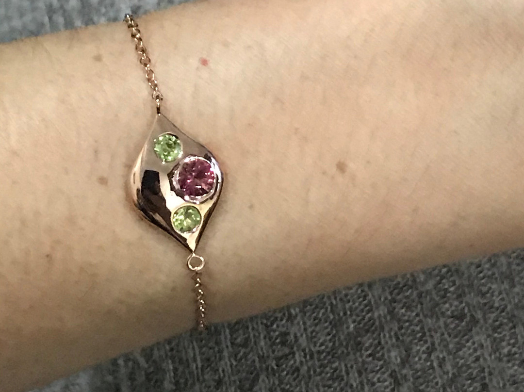 Outpost Gold and Gem-海伦必去景点