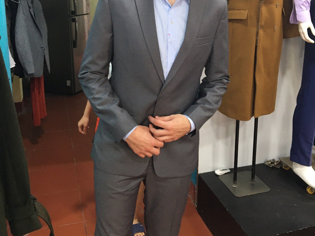 Y Tailor-会安必去景点