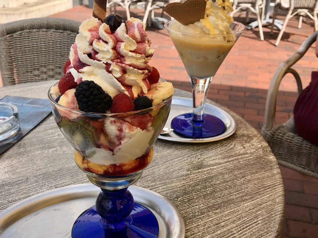 Spenge餐馆和美食-Eiscafe Degrassi