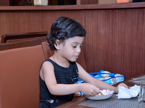 浦那萨亚吉恩瑞斯酒店主图