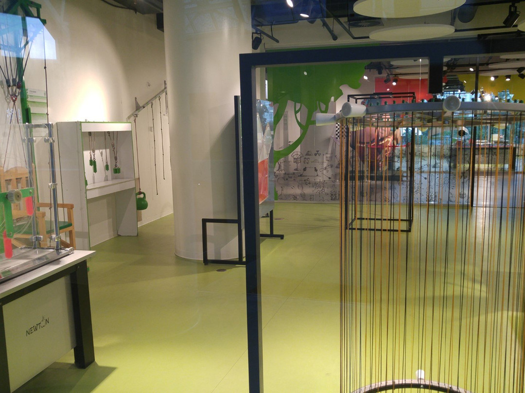 Newton Park-叶卡捷琳堡必去景点