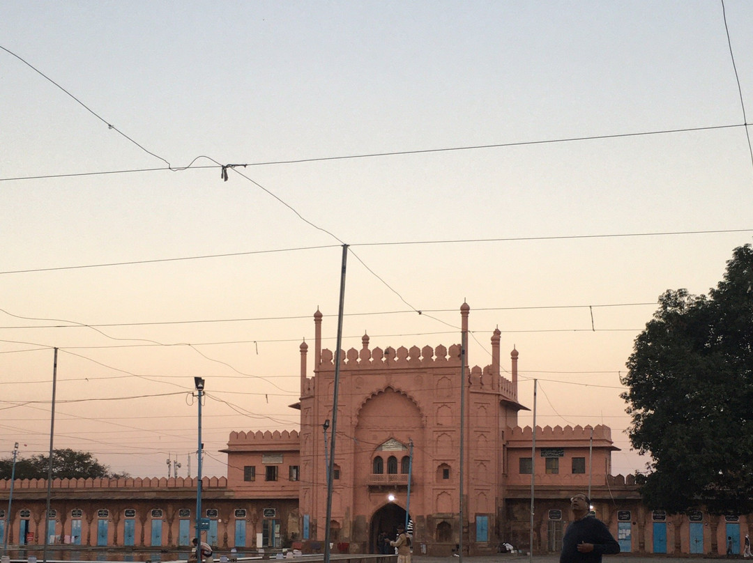 Taj ul Masajid景点图片