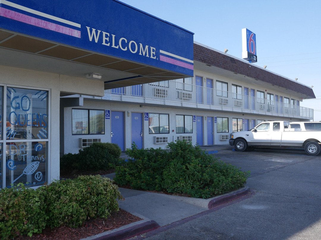Motel 6 Del Rio主图
