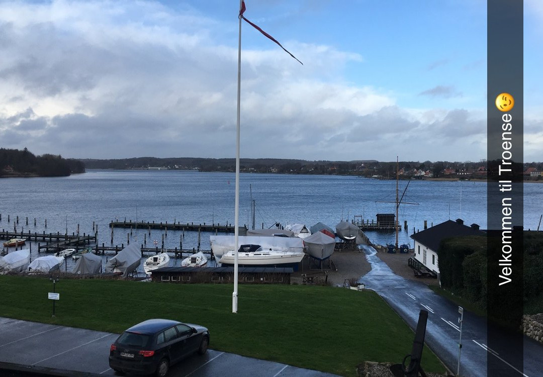 图恩斯酒店主图