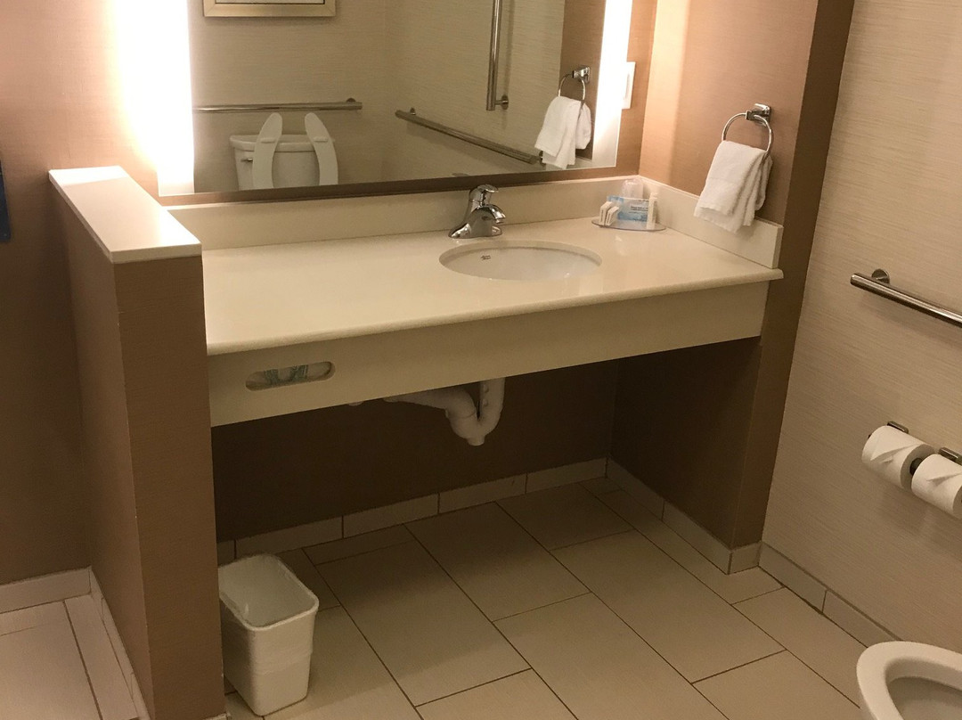 Fairfield Inn & Suites Florence I-20主图
