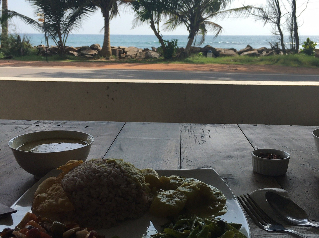 RockVin Cafe and Surfer's Inn主图