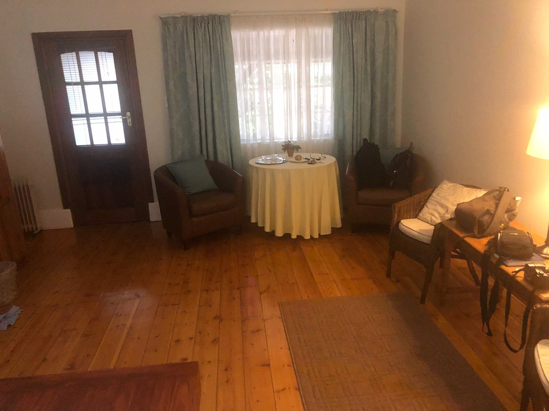 Beyond Cui Bono主图