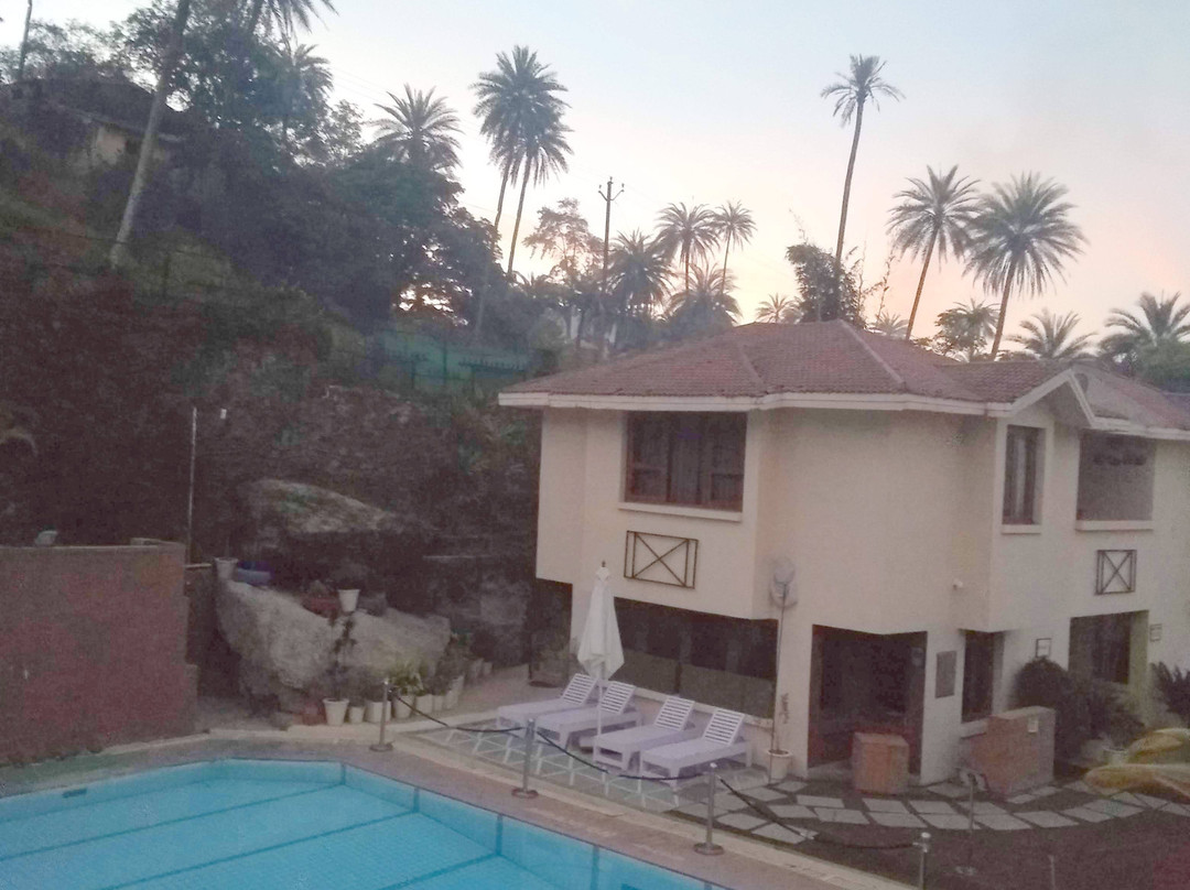 希尔通酒店主图