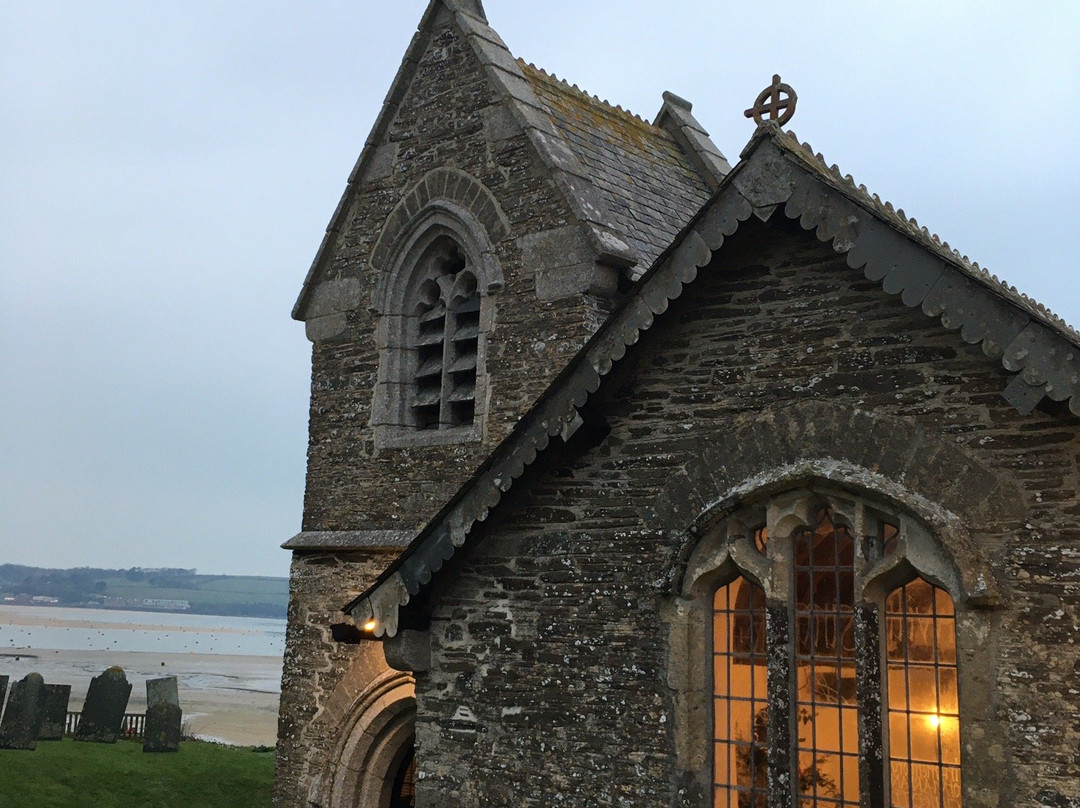 St Michael's Church-Rock必去景点